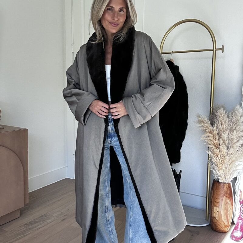 Breakfast with Carrie Vintage Fur Trim Robe Coat