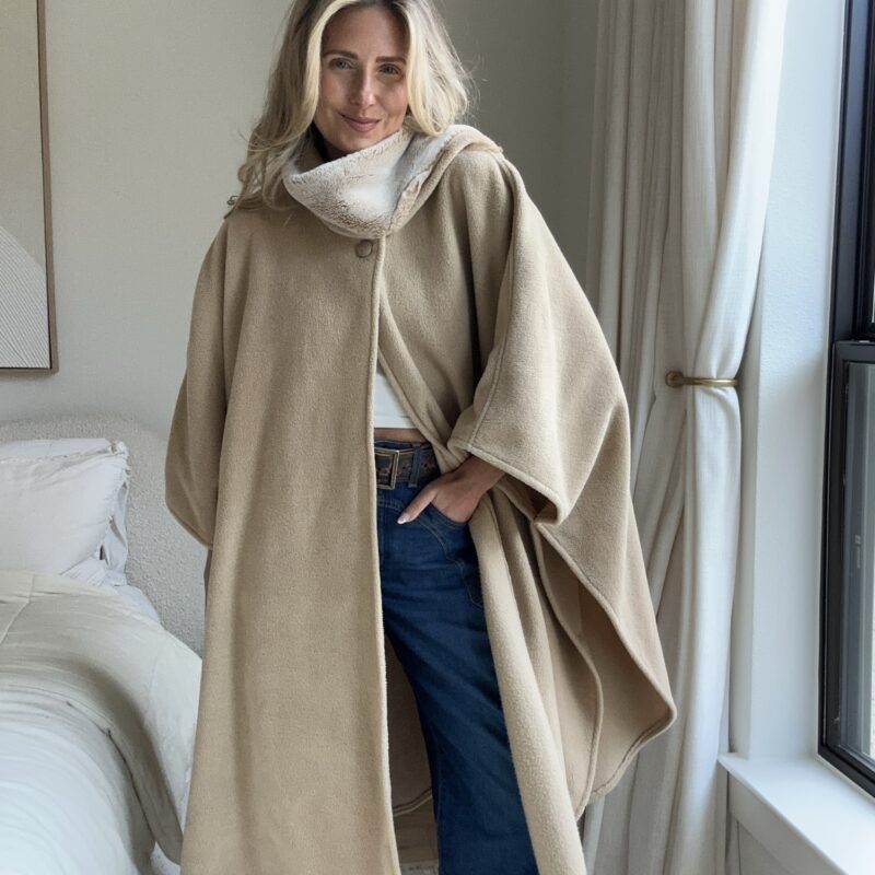 Aperitifs in the Alps Vintage Faux Fur Cape