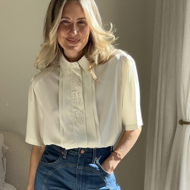 The “Rein”ing Beauty Vintage Blouse