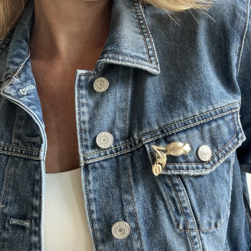 The Graceful Gardener Vintage Brooch