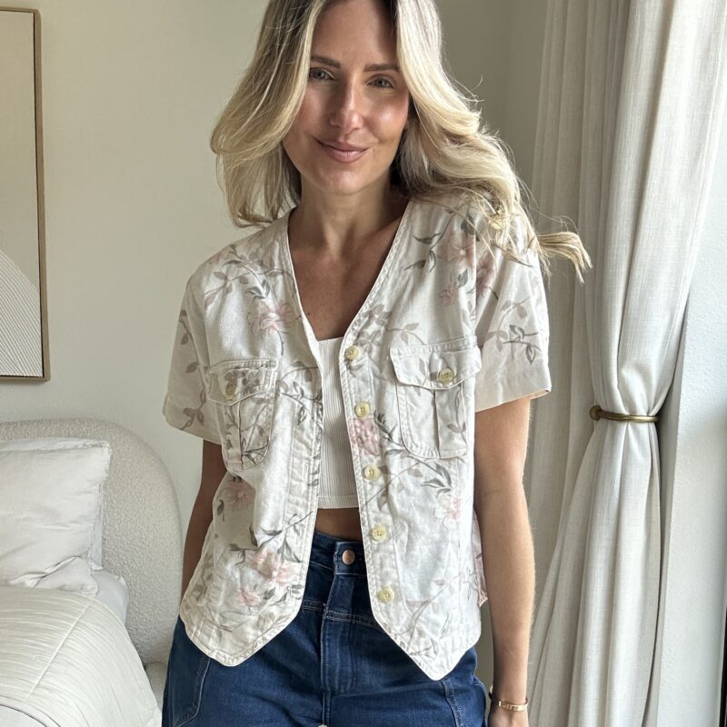 The "Barnside Bestie" Linen Blouse