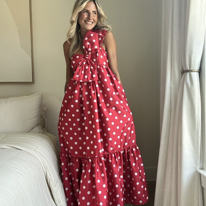 An Un-bow-lievable Evening Gown