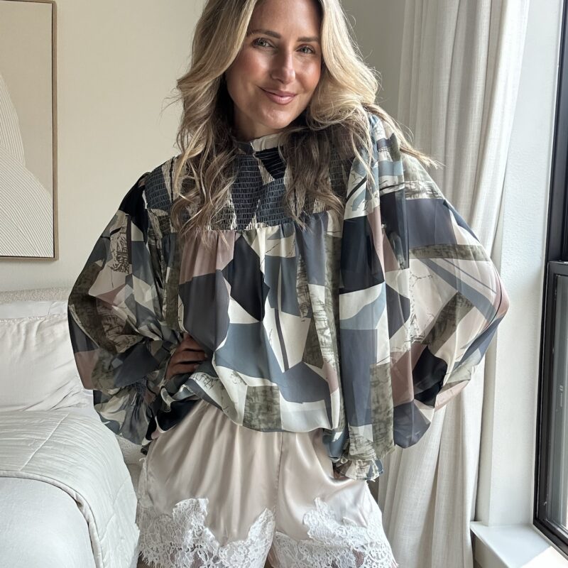 The "With Style & Grace" Blouse