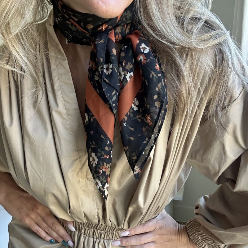 The October Breeze Scarf