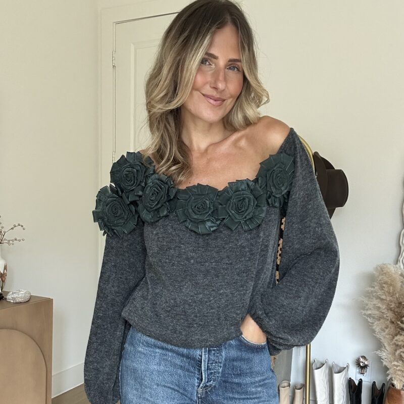 The Romantic Lead Knit Blouse